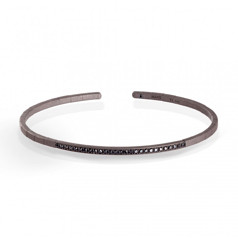 Bracciale Mano J in titanio e diamanti SPRBRT27BBR| De Wrachien Gioielli Bracciale Mano J in titanio e diamanti SPRBRT27BBR| De Wrachien Gioielli